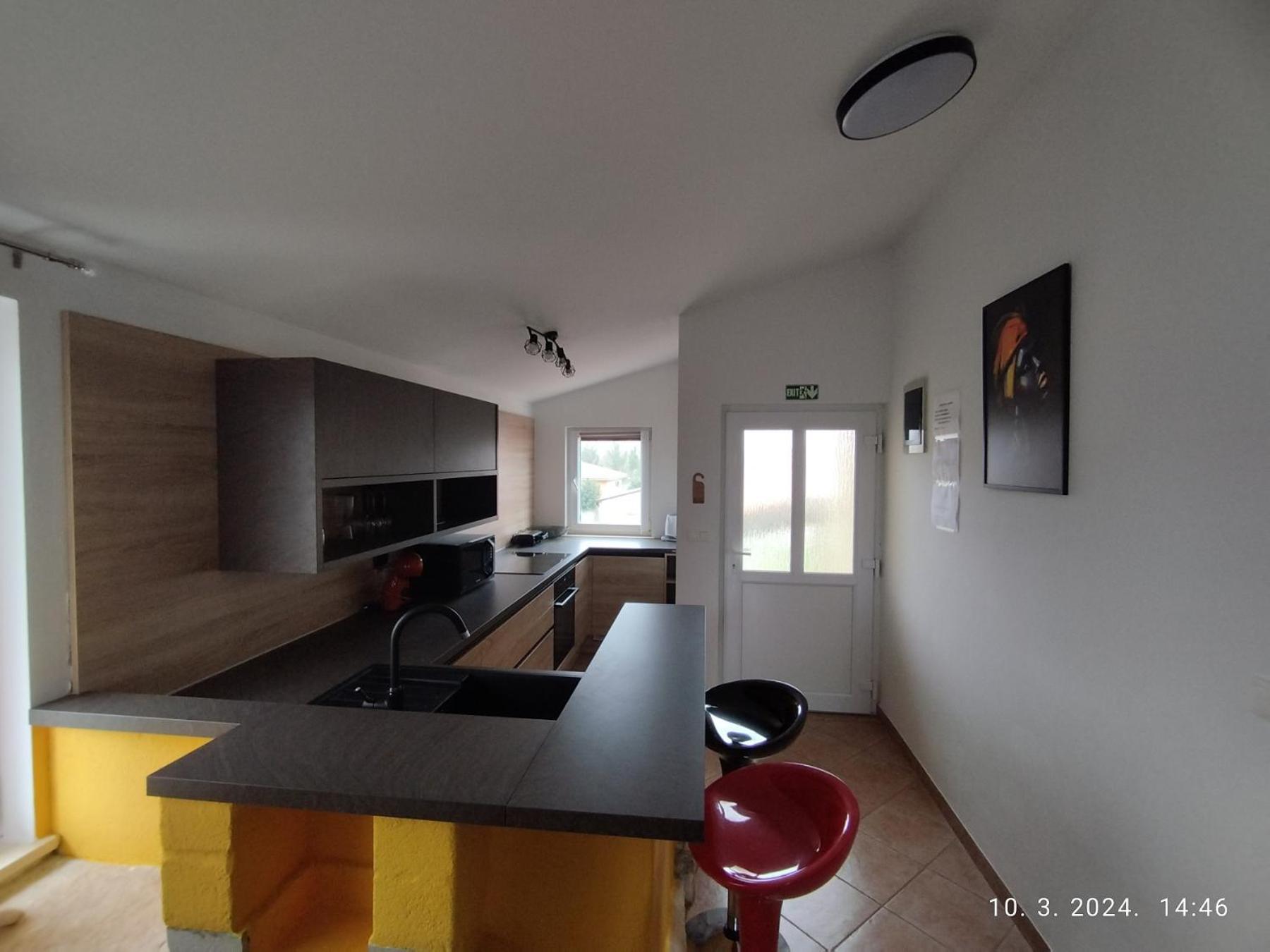 Apartment Zelena Oaza Sisan 75 M2 - 2 Bedrooms Buitenkant foto