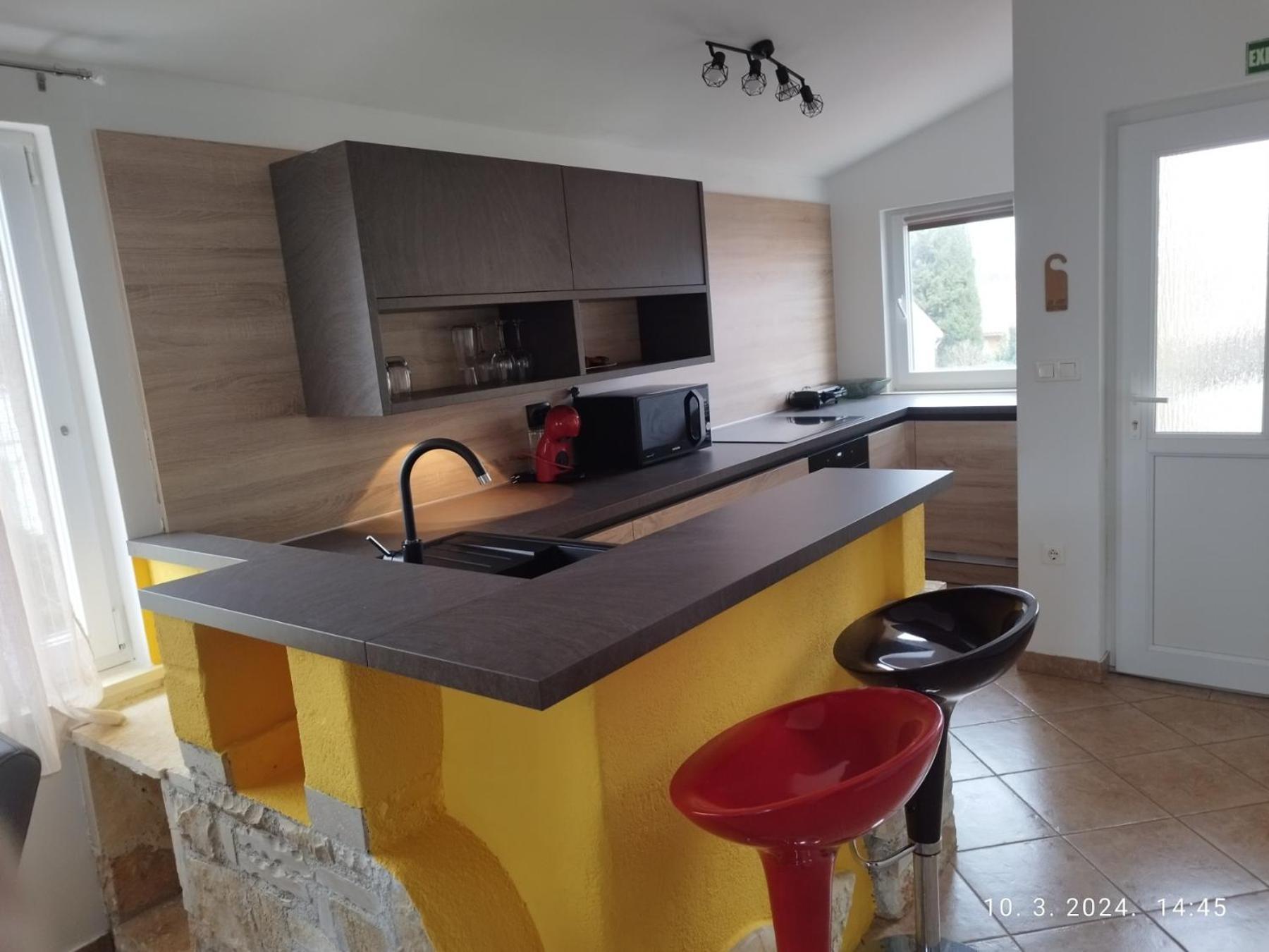 Apartment Zelena Oaza Sisan 75 M2 - 2 Bedrooms Buitenkant foto