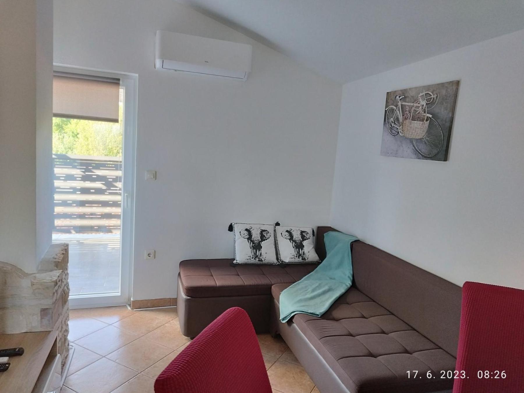 Apartment Zelena Oaza Sisan 75 M2 - 2 Bedrooms Buitenkant foto